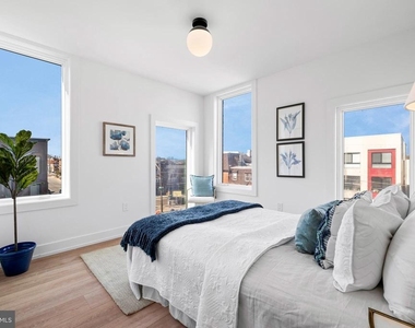 5200 Chester Avenue - Photo Thumbnail 11