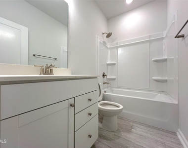 728 Denburn Place - Photo Thumbnail 17