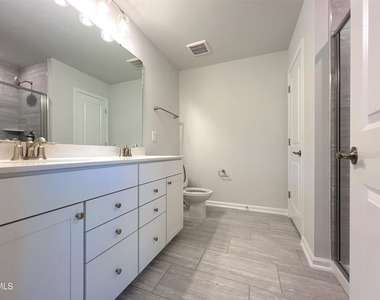 728 Denburn Place - Photo Thumbnail 12