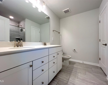 728 Denburn Place - Photo Thumbnail 6
