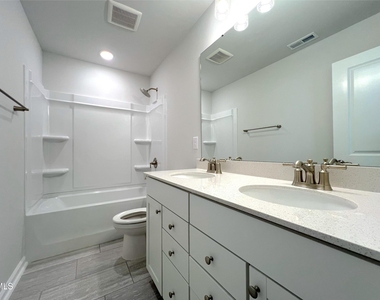728 Denburn Place - Photo Thumbnail 7