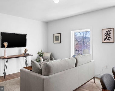 5200 Chester Avenue - Photo Thumbnail 8