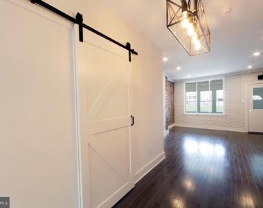 2677 Aramingo Avenue - Photo Thumbnail 11