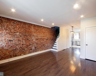2677 Aramingo Avenue - Photo Thumbnail 5