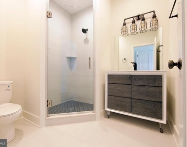 2677 Aramingo Avenue - Photo Thumbnail 15