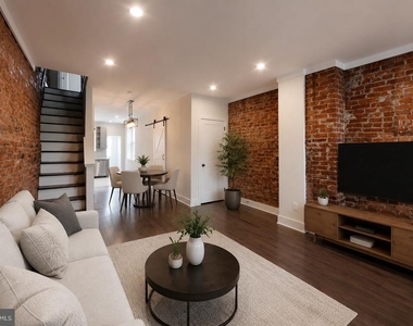 2677 Aramingo Avenue - Photo Thumbnail 1