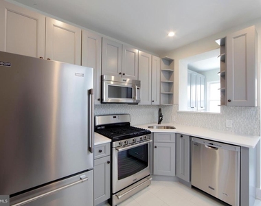2677 Aramingo Avenue - Photo Thumbnail 6