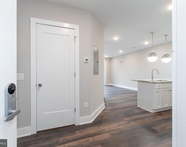 45 W Haines Street - Photo Thumbnail 14