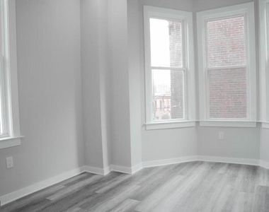 2800 Poplar Street - Photo Thumbnail 4