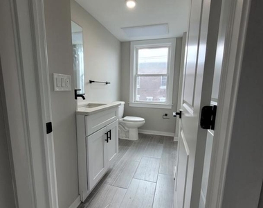 2800 Poplar Street - Photo Thumbnail 6