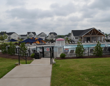 328 Edge Of Auburn Boulevard - Photo Thumbnail 44