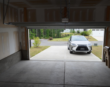 328 Edge Of Auburn Boulevard - Photo Thumbnail 21
