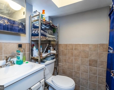 762 S 19th Street - Photo Thumbnail 2