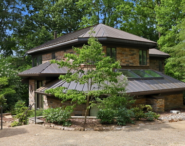 2828 Exeter Circle - Photo Thumbnail 2