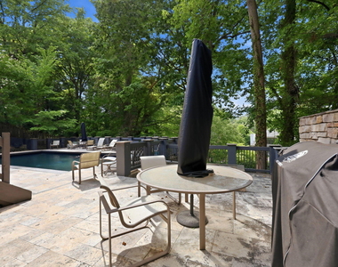 2828 Exeter Circle - Photo Thumbnail 39