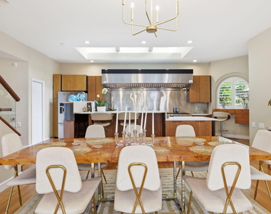 2828 Exeter Circle - Photo Thumbnail 13