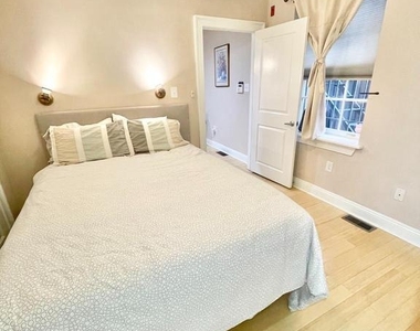 1716 Pine Street - Photo Thumbnail 8