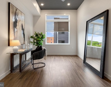 525 N 41st Street - Photo Thumbnail 19