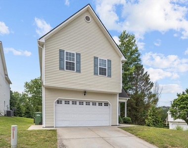 693 Citrus Petal Road - Photo Thumbnail 2