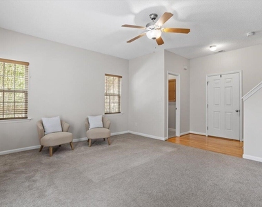693 Citrus Petal Road - Photo Thumbnail 13