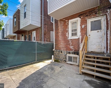 5749 Catharine Street - Photo Thumbnail 20