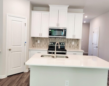 250 Brook Farm Lane - Photo Thumbnail 1