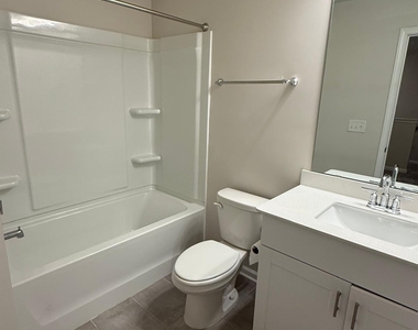 250 Brook Farm Lane - Photo Thumbnail 20