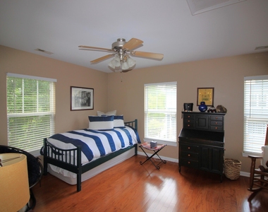 317 Kinellan Lane - Photo Thumbnail 16