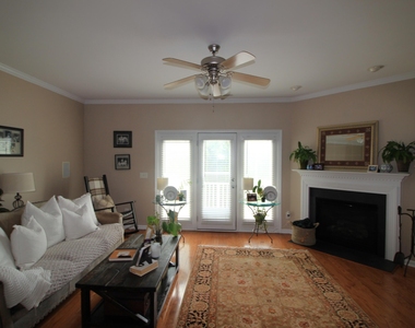 317 Kinellan Lane - Photo Thumbnail 11