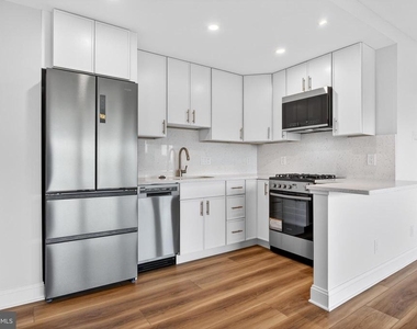 2401 Pennsylvania Avenue - Photo Thumbnail 14