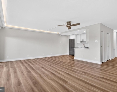 2401 Pennsylvania Avenue - Photo Thumbnail 10