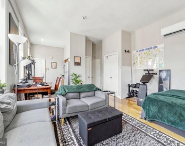 1546 Frankford Avenue - Photo Thumbnail 4