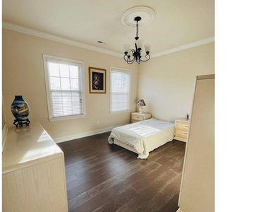 1869 Blue Jay Point - Photo Thumbnail 13