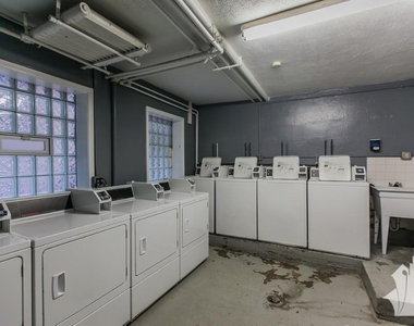 3831 N Fremont - Photo Thumbnail 4