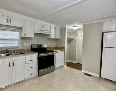 2145 Winston Road - Photo Thumbnail 4