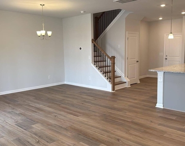 164 Abbots Ml Drive - Photo Thumbnail 2