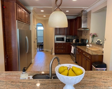 10216 San Remo Place - Photo Thumbnail 1