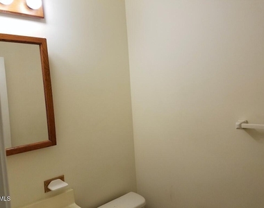 3319 Lassiter Street - Photo Thumbnail 9
