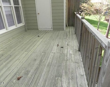 5500 Fortunes Ridge Drive - Photo Thumbnail 2