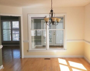 5500 Fortunes Ridge Drive - Photo Thumbnail 3