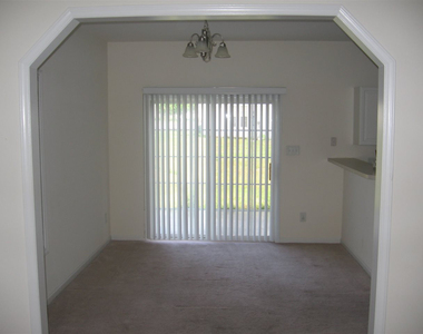 1822 Eva Mae Drive - Photo Thumbnail 6