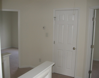 1822 Eva Mae Drive - Photo Thumbnail 7