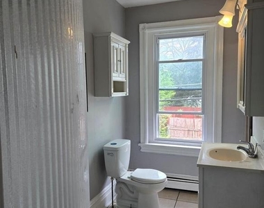 436 Pierce Street - Photo Thumbnail 8