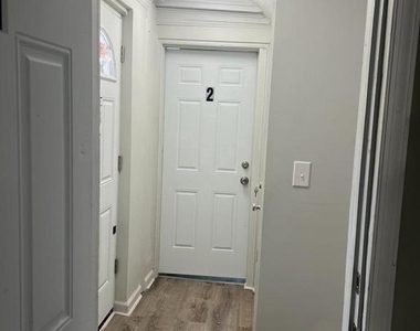 625 Dekalb Street - Photo Thumbnail 2