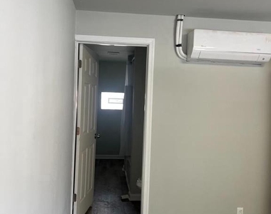 625 Dekalb Street - Photo Thumbnail 6