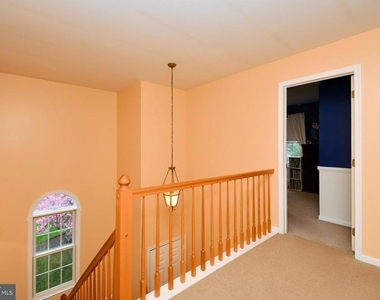 800 Beacon Court - Photo Thumbnail 27