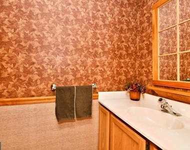 800 Beacon Court - Photo Thumbnail 23