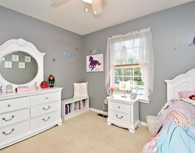 800 Beacon Court - Photo Thumbnail 39