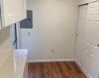 17 Log Pond Drive - Photo Thumbnail 35