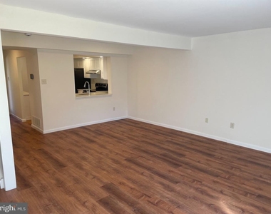 17 Log Pond Drive - Photo Thumbnail 24